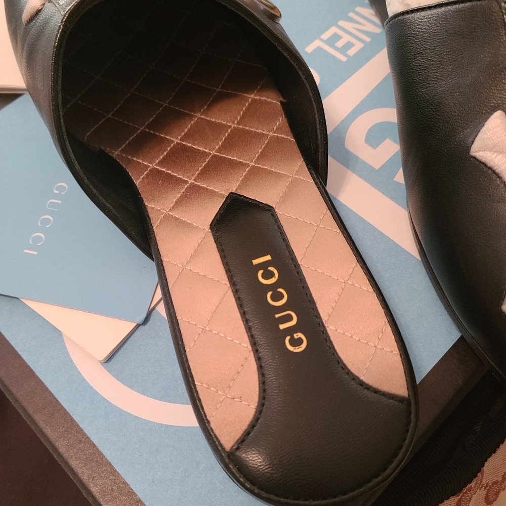 Authentic Gucci - Picture 7 of 7